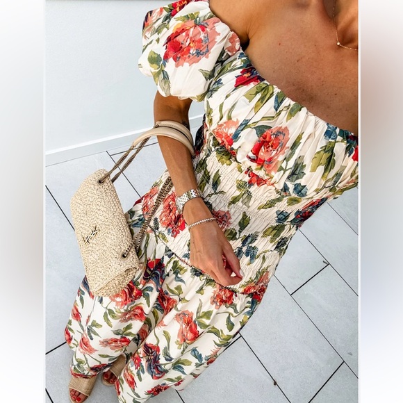 NEW Abercrombie & Fitch Smocked Drop Waist Off The Shoulder Floral Maxi Dress - Picture 1 of 6